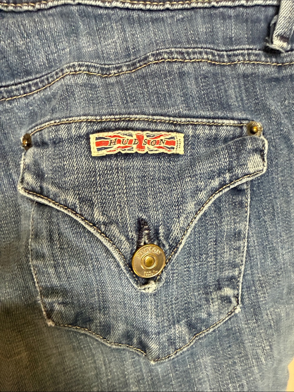 HUDSON Jeans Size 28 - Picture 3 of 6